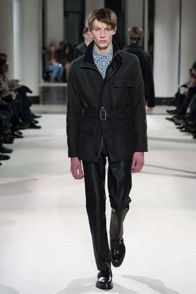 Look 20